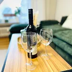 Mola Apartments-ruhrnahes Mit Balkon & Parkplatz Im Herzen Von Schwerte-4p *