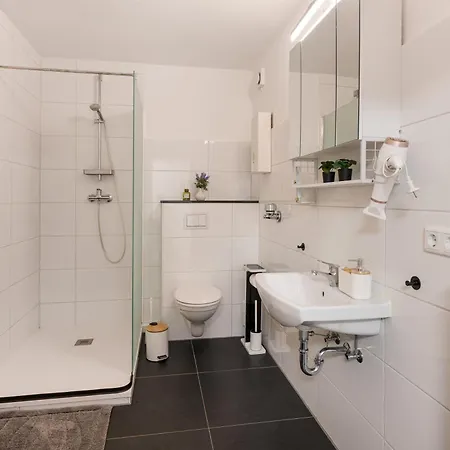 Mola Apartments-ruhrnahes Mit Balkon & Parkplatz Im Herzen Von Schwerte-4p