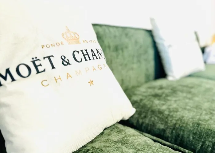 Mola Apartments-ruhrnahes Mit Balkon & Parkplatz Im Herzen Von Schwerte-4p Apartamento *