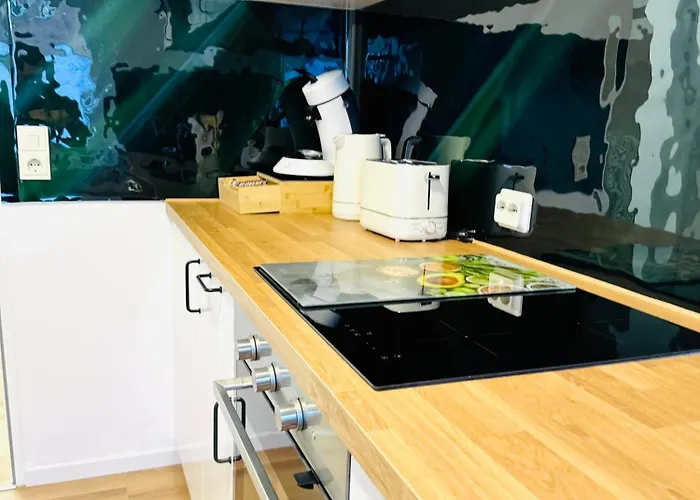 Mola Apartments-ruhrnahes Mit Balkon & Parkplatz Im Herzen Von Schwerte-4p *