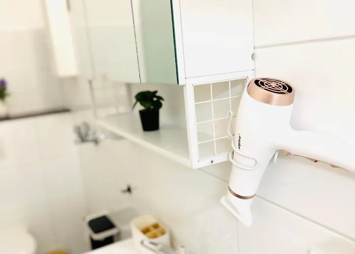 Mola Apartments-ruhrnahes Mit Balkon & Parkplatz Im Herzen Von Schwerte-4p